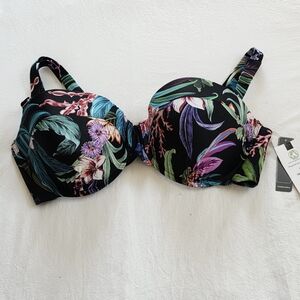 NWT Women’s Terra & Sky Underwire Molded Cup Bikini‎ Top - 2X (20W-22W) Floral